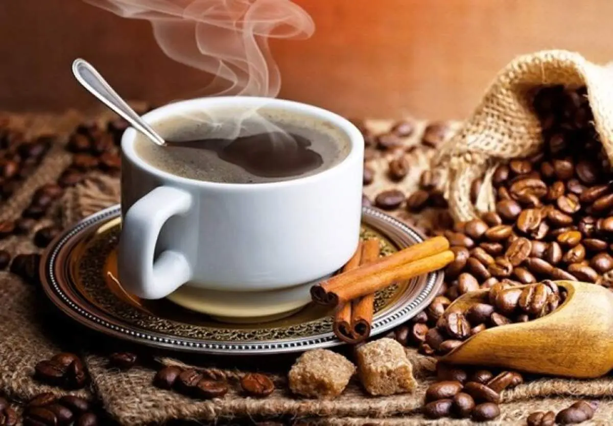 قهوه چگونه می‌تواند روند پیری پوست را تسریع کند؟

