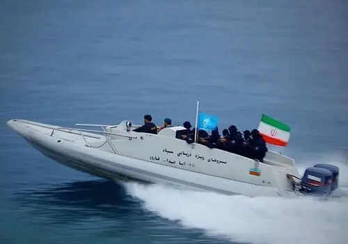 رونمایی از جدیدترین موشک‌ها و پهپادها در رزمایش دریایی سپاه
