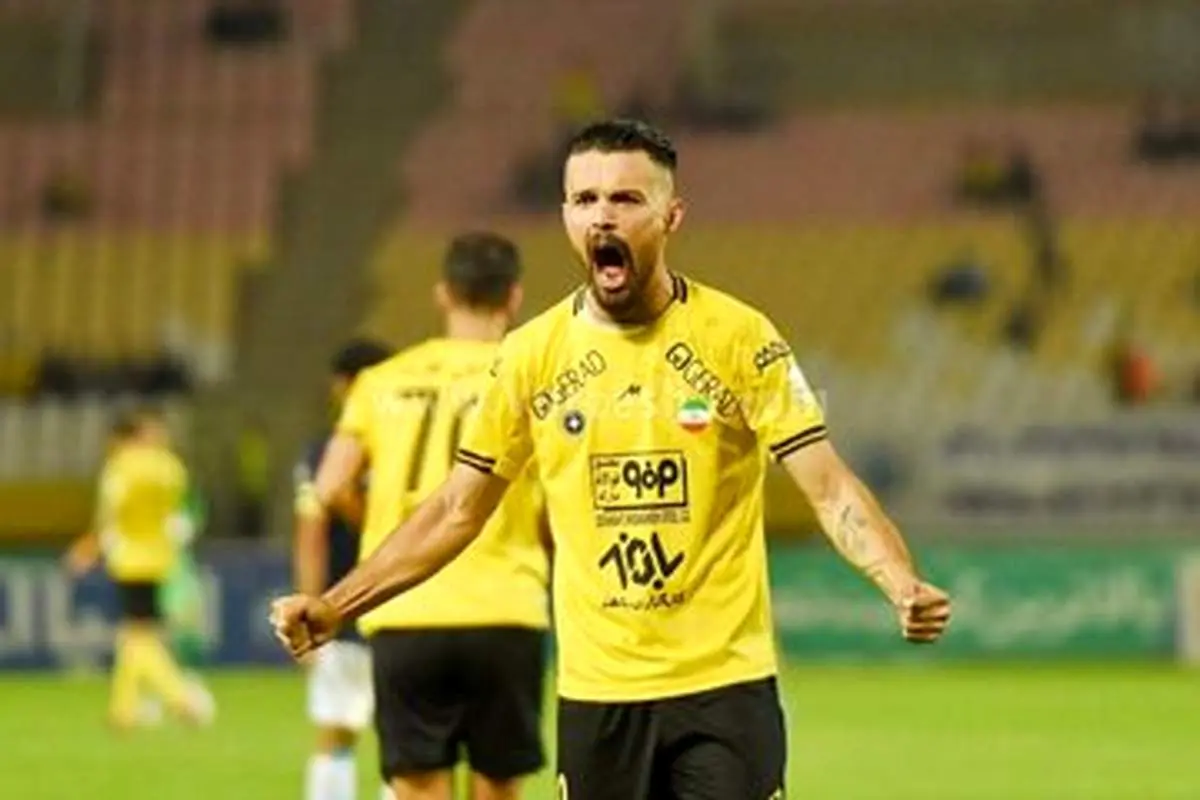بازیکن مد نظر استقلالی‌ها سرباز شد!