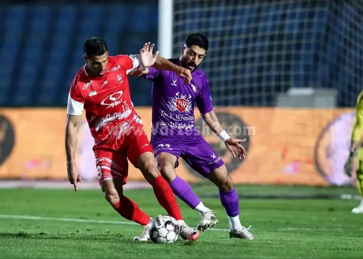 پرسپولیس 2- هوادار صفر