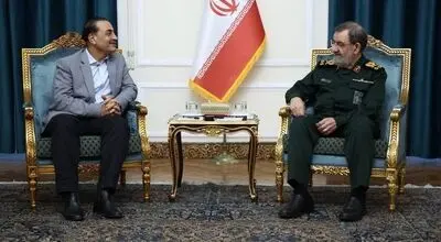 سرلشکر رضایی: هیچ‌یک از مواد هسته‌ای غنی‌شده ایران از کشور خارج نمی‌شود


