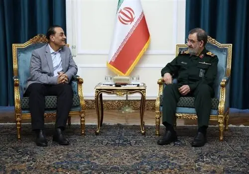 سرلشکر رضایی: آمریکا اعتمادسازی کند تا مذاکره کنیم+عکس