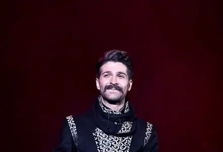 تصاویری از حضور هنرمندان در مراسم خاکسپاری حمید هیراد