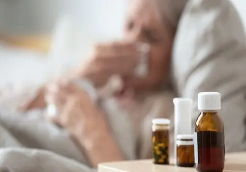  مراقب آنفلوآنزا، کرونا و RSV باشید