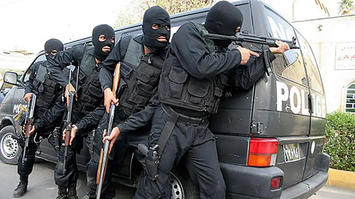  لحظه ورود نیروهای نوپوی فراجا به ساختمان تروریست ها+ فیلم