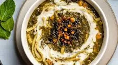 طرز تهیه  آش رشته ماه مبارک رمضان بدون نخود