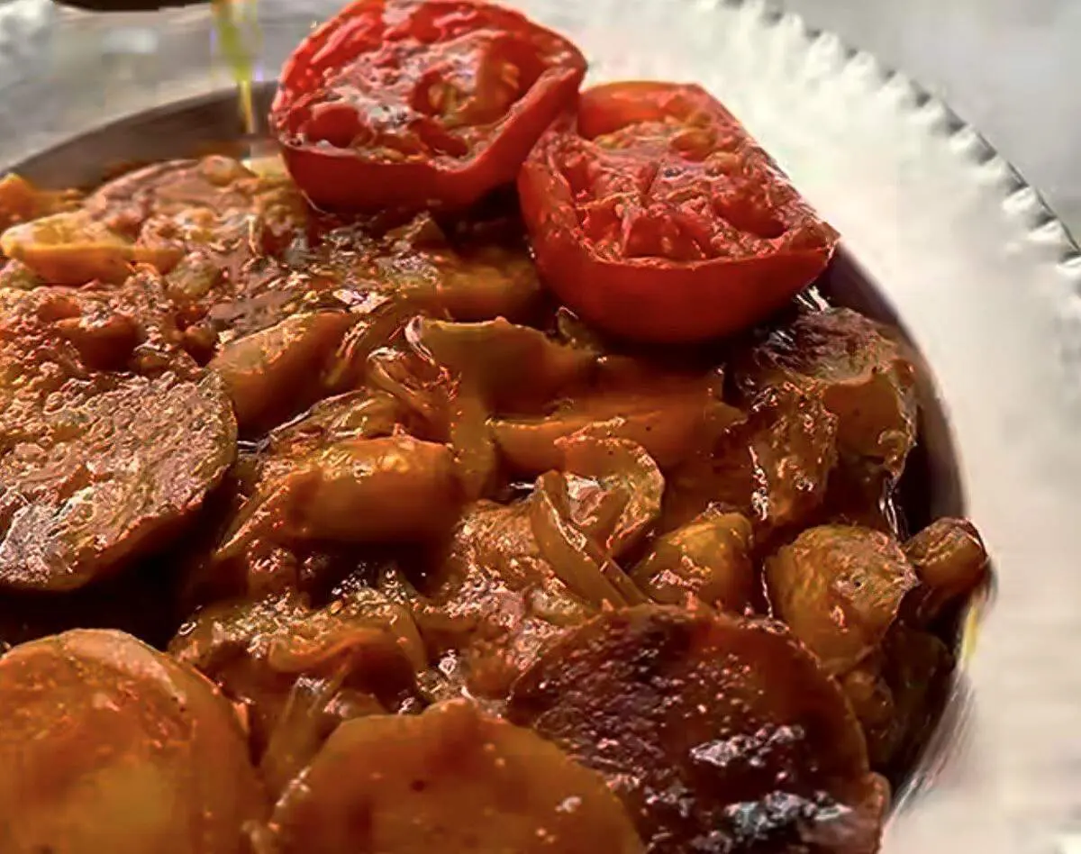 ناهارت با من : طرز تهیه خوراک کدو بادمجان؛ یک غذای ساده و خوشمزه برای همه