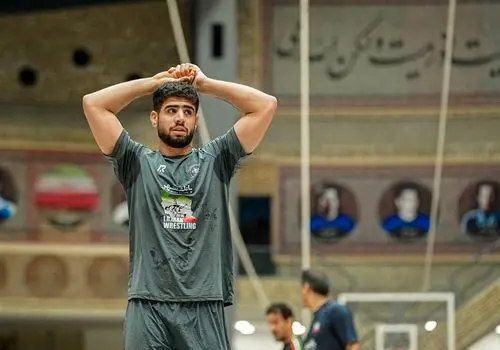 مهدی یوسفی ازتیم  کشتی آزاد اخراج شد