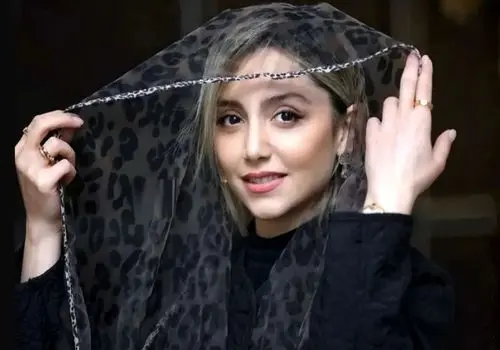 عکسی از نازنین بیاتی که قلب ها را تسخیر کرد