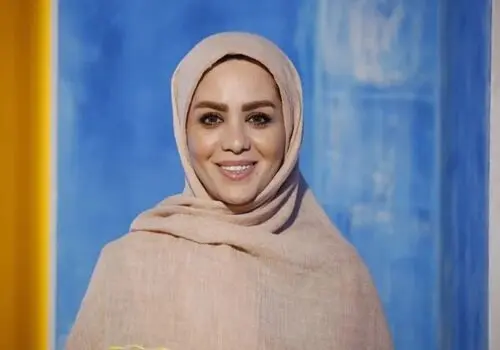 قاب خواهرانه از مجری خوش‌پوش صداوسیما