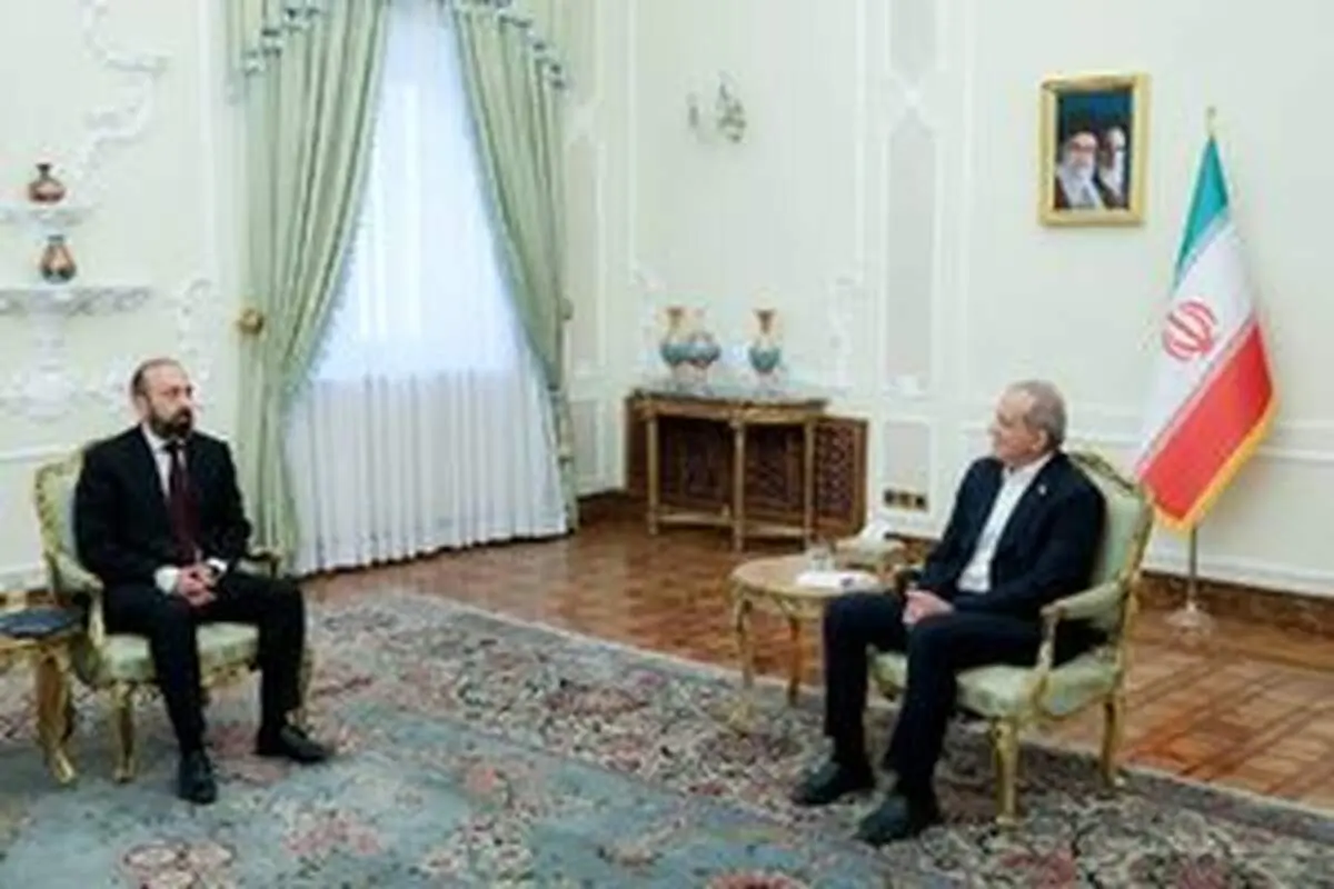 پزشکیان: مشکل ما با آمریکا این است که هر بار به میز مذاکره می‌آییم، بلافاصله جنگ به ما تحمیل می‌شود