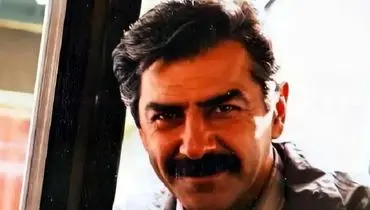 «فرامرز قریبیان» در حال قدم زدن با «بهمن مفید» در تهران؛ سال 57