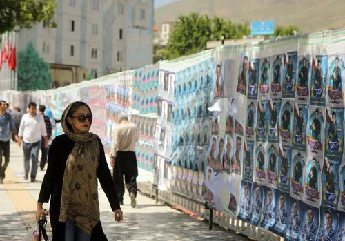 وزیر امورخارجه: هر برگ رای به منزله برافراشته تر شدن پرچم ایران
