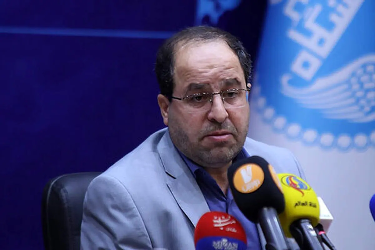 مناظره رئیس دانشگاه تهران با استاد مدعی اخراج+ فیلم