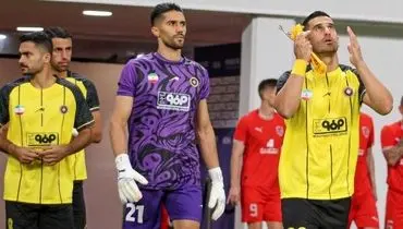 حسینی و رقم عجیب آمار مقابل پرسپولیس؛ آیا گلر سپاهان بالاخره برنده می‌شود؟