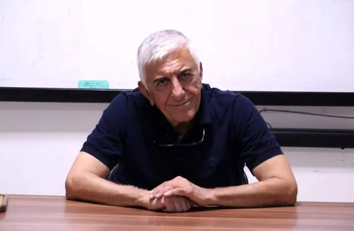 تصویری از رضا کیانیان در کنار همسر و پسرش