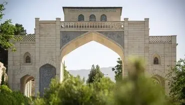 آیین تعویض قرآن در دروازه قرآن شیراز + تصاویر