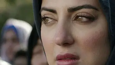هلیا امامی تولدش را با کیک گل‌گلی جشن گرفت!