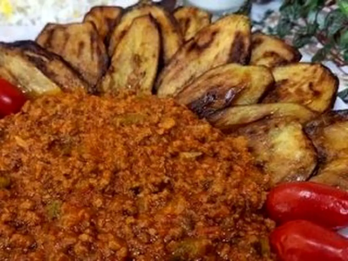 طرز تهیه بورانی بادمجان سنندجی