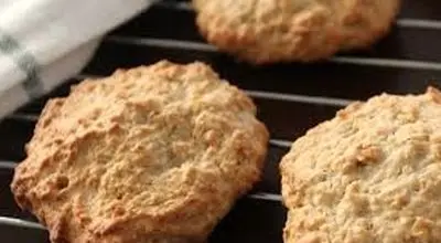طرز تهیه بیسکوئیت رژیمی در خانه