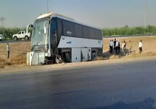 واژگونی اتوبوس در بزرگراه تهران-کرج