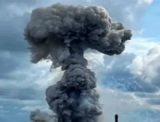 تصاویر آخرالزمانی از آتش سوزی انبار نفت شهران + عکس