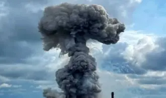 تصاویر آخرالزمانی از آتش سوزی انبار نفت شهران + عکس