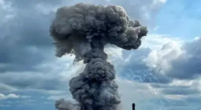 تصاویر آخرالزمانی از آتش سوزی انبار نفت شهران + عکس