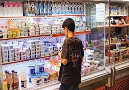 جدیدترین نرخ لبنیات و قیمت شیر خام در بازار امروز (۱۹ مهر ۱۴۰۴)