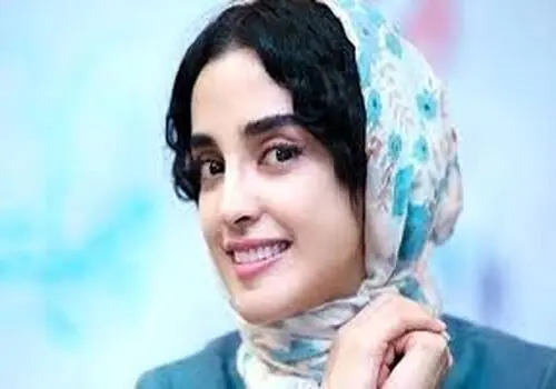 استایل جذاب و دیدنی از الهه حصاری!