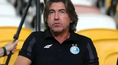 حاشیه بزرگ استقلال؛ اختلاف ساپینتو و رضاییان بر سر نیمکت نشینی