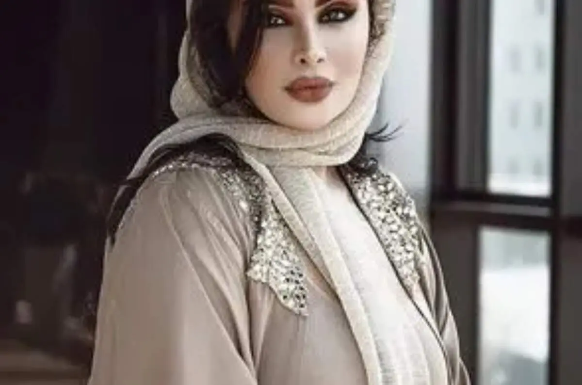 دنیا جهانبخت در مراسم عزاداری کربلا حضور یافت