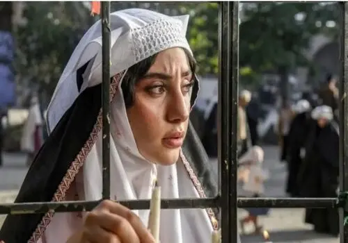 سلفی متفاوت ترلان پروانه با لباس عروس؛ استایل خاص «عروس فراری» بامداد خمار خبرساز شد!