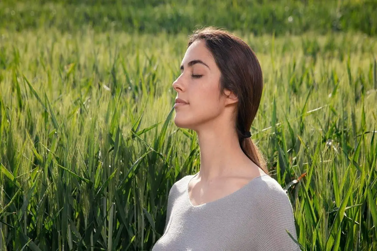 متن درباره سکوت با مفهوم های عاشقانه و زیبا
