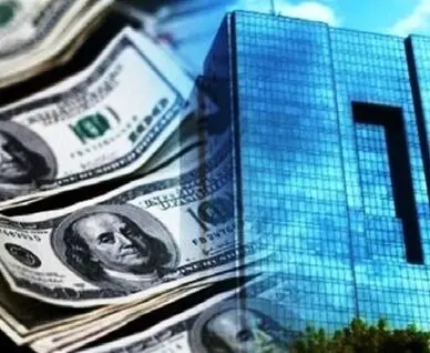 بازار ارز؛ عرضه ۲ میلیارد دلار و افزایش ۲ برابری سقف خرید با کارت ملی