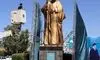سقوط مجسمه شهید ابراهیم رئیسی در اردبیل