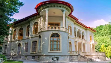 اتاق خواب رضا شاه توسط حملات دشمن تخریب شد