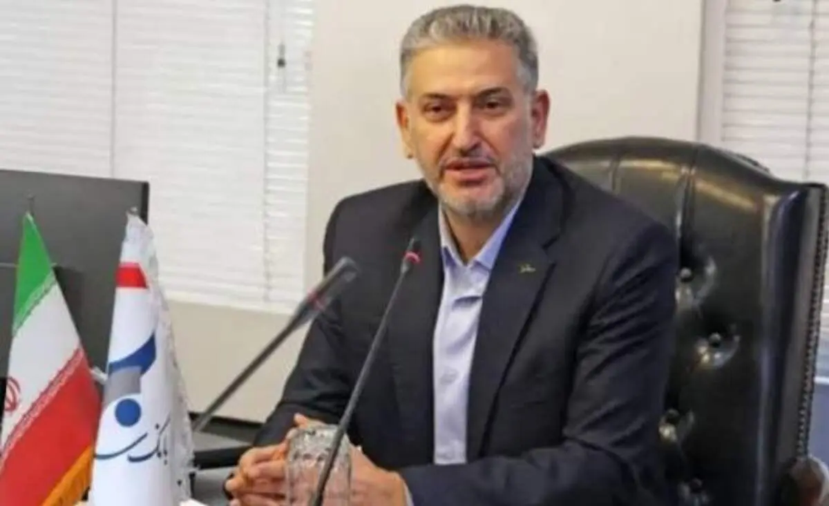 گپ و گفت مدیرعامل بانک سرمایه با همکاران شعبه کریمخان