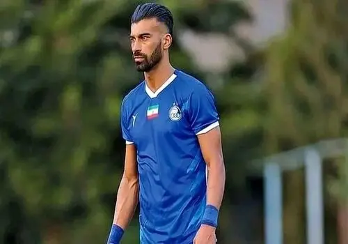 استقبال گرم هواداران استقلال از رامین رضاییان؛ اما جنجال با لیدر تیم!