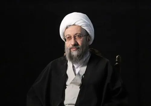 آملی لاریجانی: شرایط تنگه هرمز و جهان به قبل از جنگ بازنمی‌گردد
