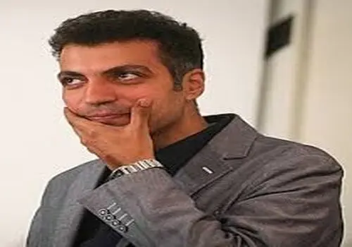 قاب پربازدید از بهرام افشاری، بازیگر سریال پایتخت در کنار علی دایی