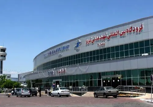 بازگشت پروازها به تبریز و اصفهان تا ۲ هفته آینده/عملیات اضطراری بازسازی باندها آغاز شد