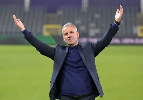 با نظر اسماعیل کارتال، بازیکنان مازاد پرسپولیس فراخوانده شدند!