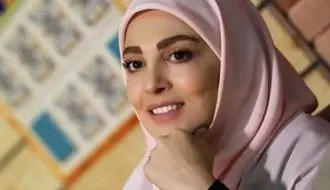 حضور ژیلا صادقی در مراسم تشییع رهبر انقلاب