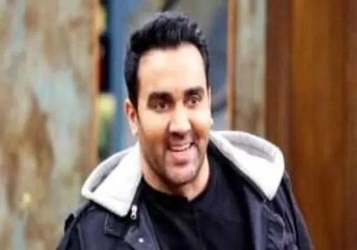 واکنش احساسی پوریا پورسرخ به مرگ «امید جهان »پربازدید شد