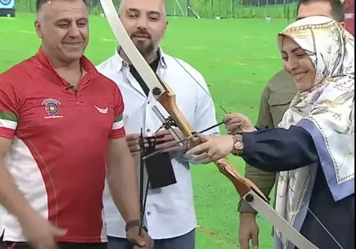 مجری صدا و سیما روی آنتن تیراندازی کرد!/ویدیو