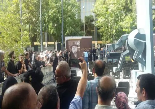 انتقاد تند علیرضا خمسه از سینما: چرا خانواده های عاشق و سالم را به نمایش نمیگذاریم؟