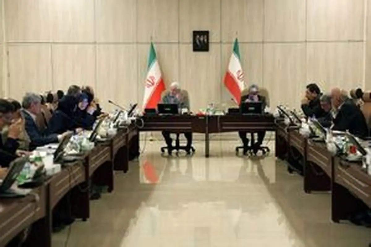 معاون اول رئیس‌جمهور: تیم مذاکره‌کننده با شجاعت از منافع ملی دفاع می‌کند