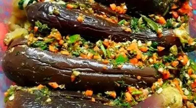 طرز تهیه ترشی بادمجان ، 5 خاصیت عجیب
