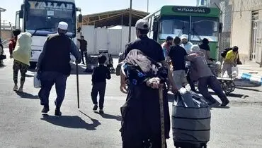 بازگشت گروهی اتباع غیرمجاز افغانستانی از مرز دوغارون در کمتر از ۲ ساعت + تصاویر
